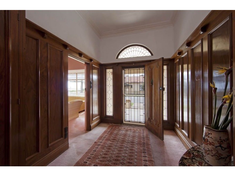 164 Esplanade, Largs Bay SA 5016