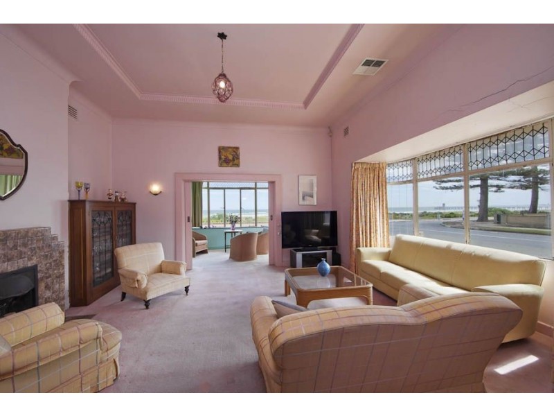 164 Esplanade, Largs Bay SA 5016