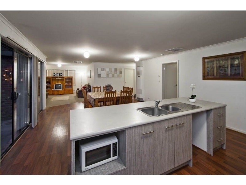 23 Lakeside Drive, Andrews Farm SA 5114