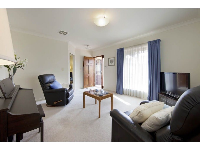 5B Orwin Court, Fulham SA 5024