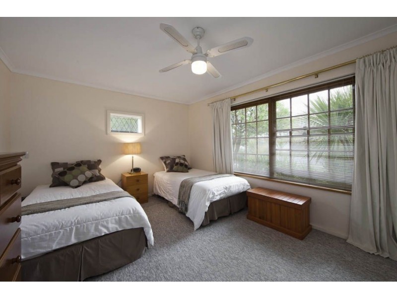 10 Sierra Avenue, Grange SA 5022
