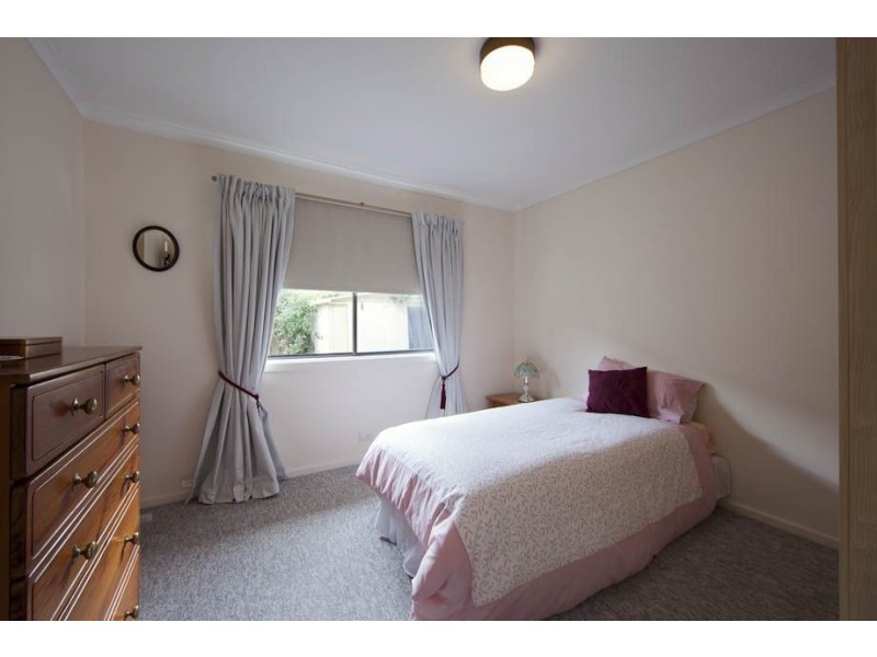 10 Sierra Avenue, Grange SA 5022