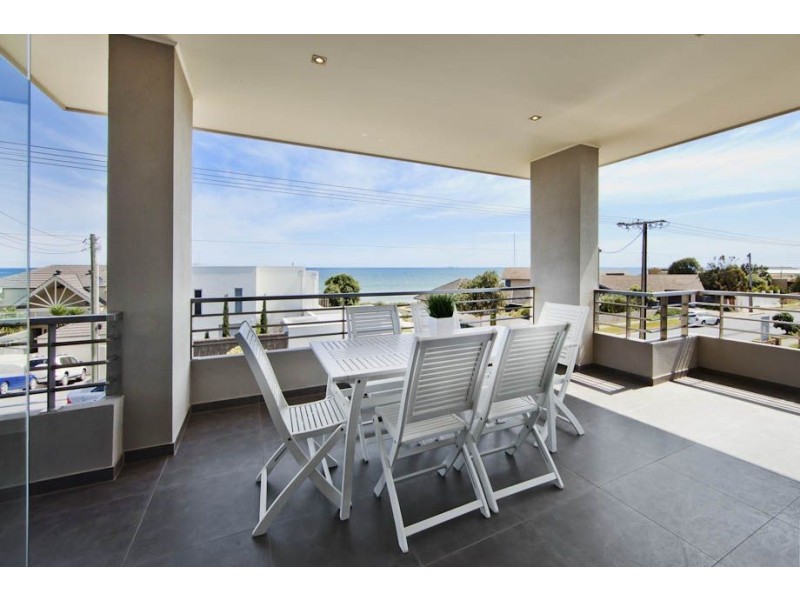 102 Seaview Road, Tennyson SA 5022