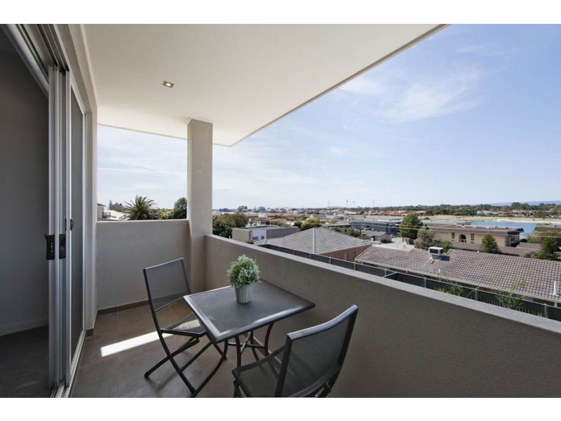 102 Seaview Road, Tennyson SA 5022