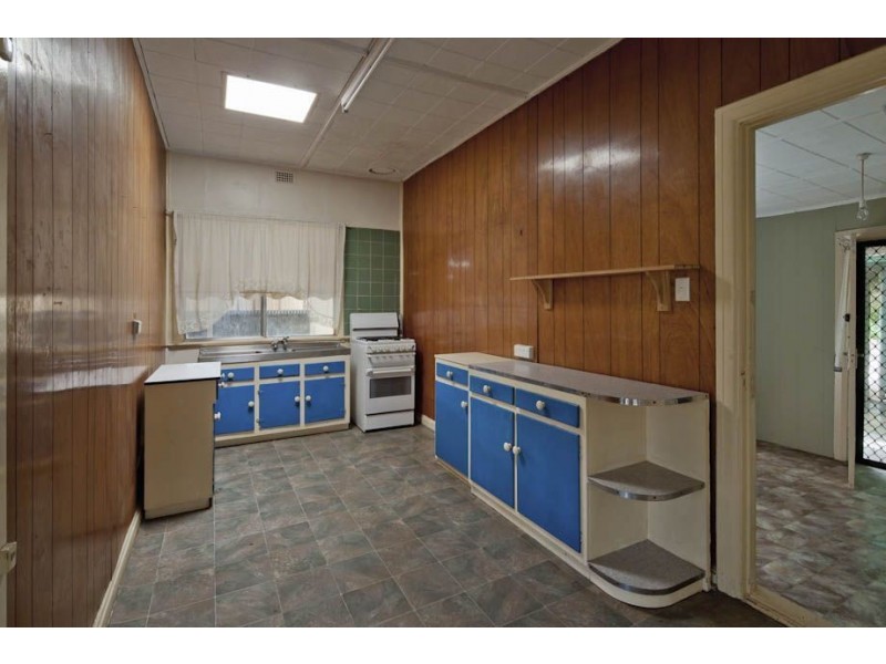 16 Alfred Street, Peterhead SA 5016