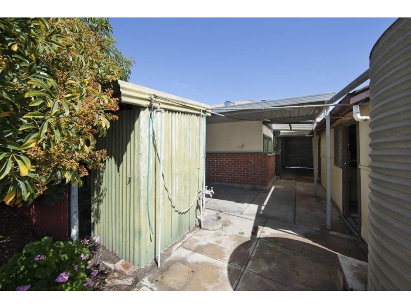 16 Alfred Street, Peterhead SA 5016