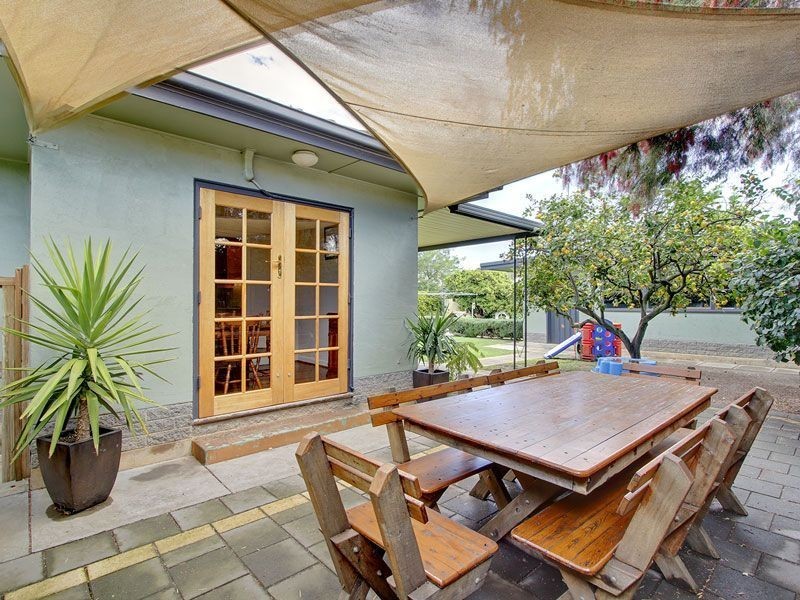 5 Windsor Terrace, West Beach SA 5024