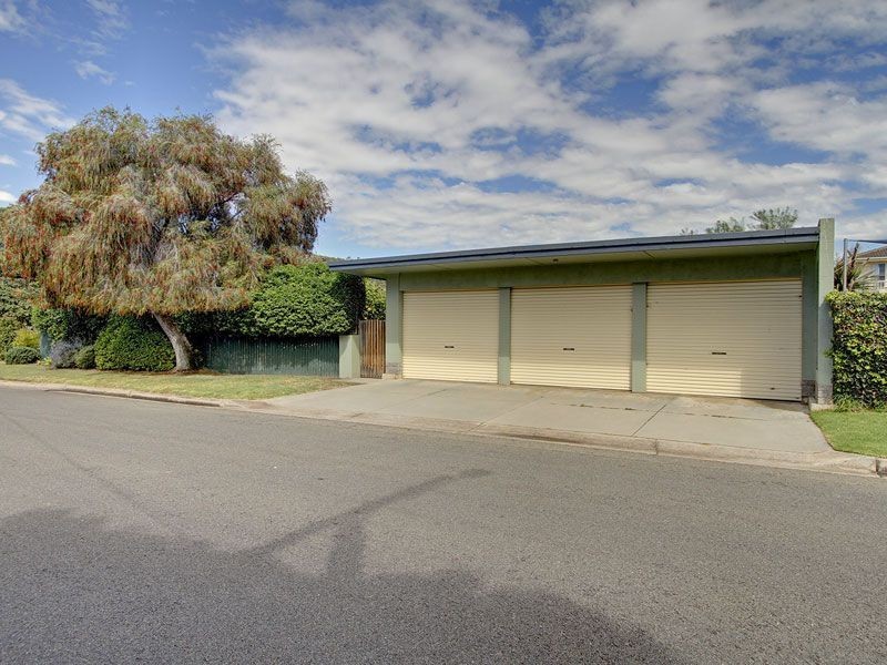 5 Windsor Terrace, West Beach SA 5024