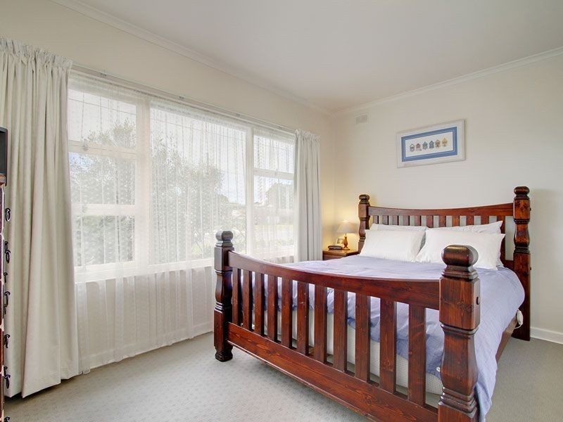 5 Windsor Terrace, West Beach SA 5024