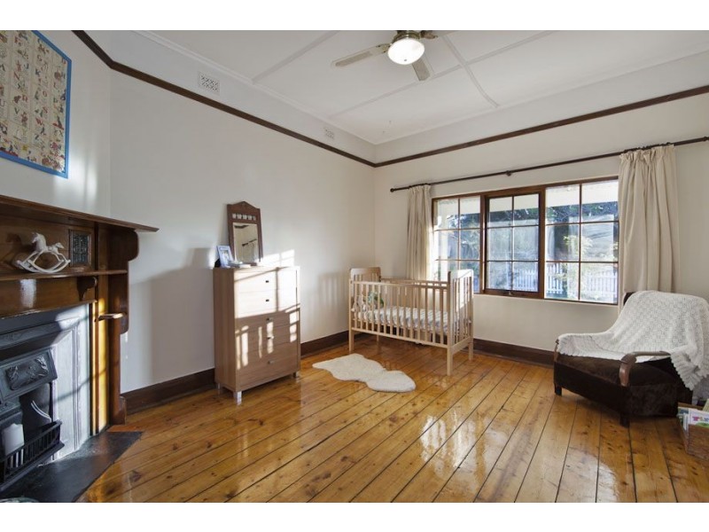 17 Fourth Avenue, Cheltenham SA 5014