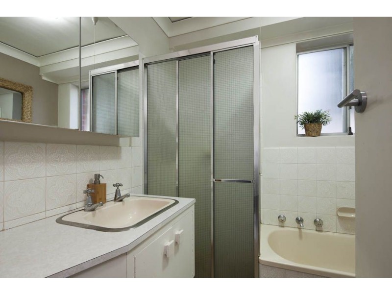 4/17 Anthony Street, Largs Bay SA 5016