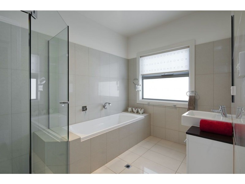 21 Cottesloe Street, West Beach SA 5024