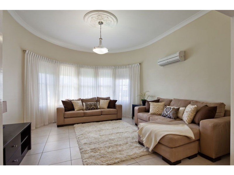 40 Hughes Avenue, Henley Beach SA 5022