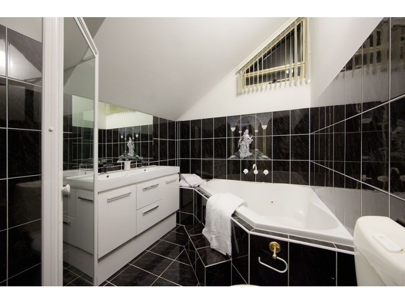 40 Hughes Avenue, Henley Beach SA 5022