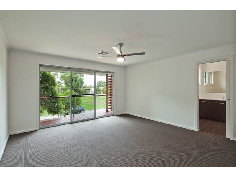 20 Kincaid Rd, Henley Beach South SA 5022