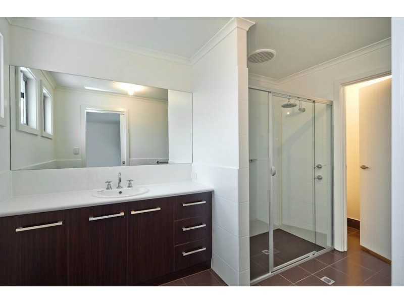 20 Kincaid Rd, Henley Beach South SA 5022