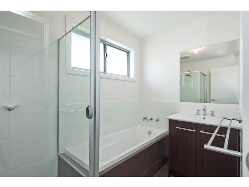 20 Kincaid Rd, Henley Beach South SA 5022