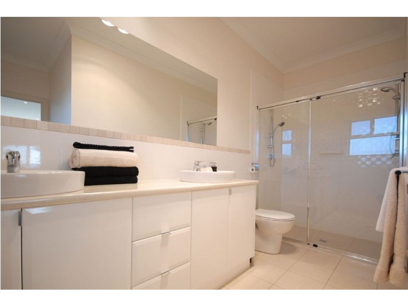 224 Lady Gowrie Drive, Largs Bay SA 5016