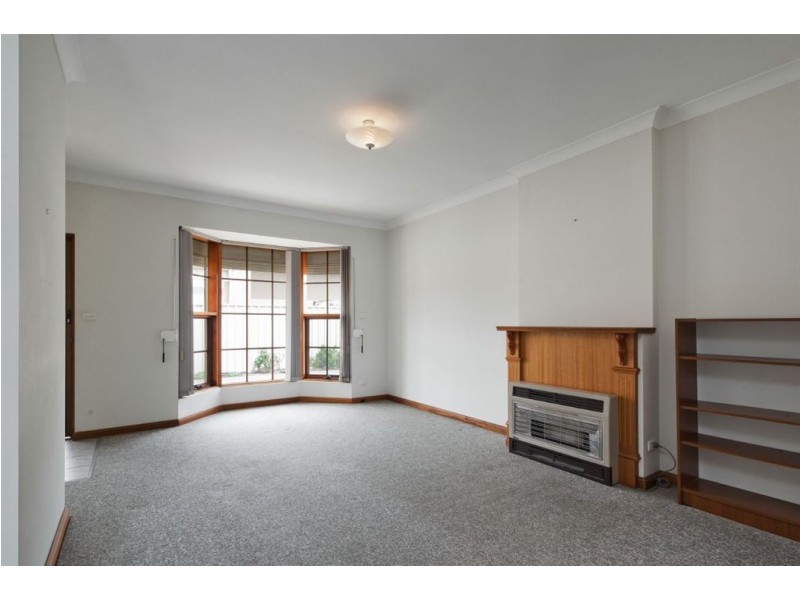 2/5 Henley Avenue, Henley Beach SA 5022