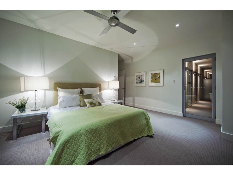 11-13 Military Road, Tennyson SA 5022