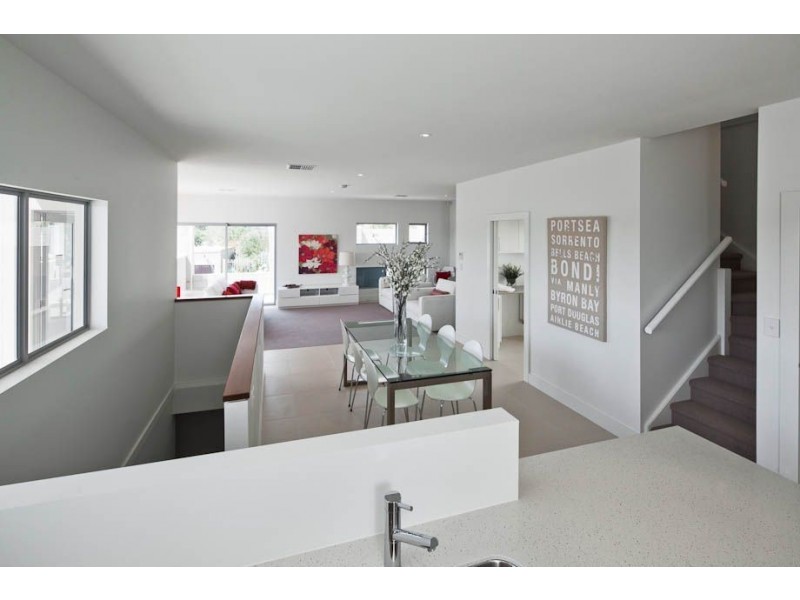 11-13 Military Road, Tennyson SA 5022