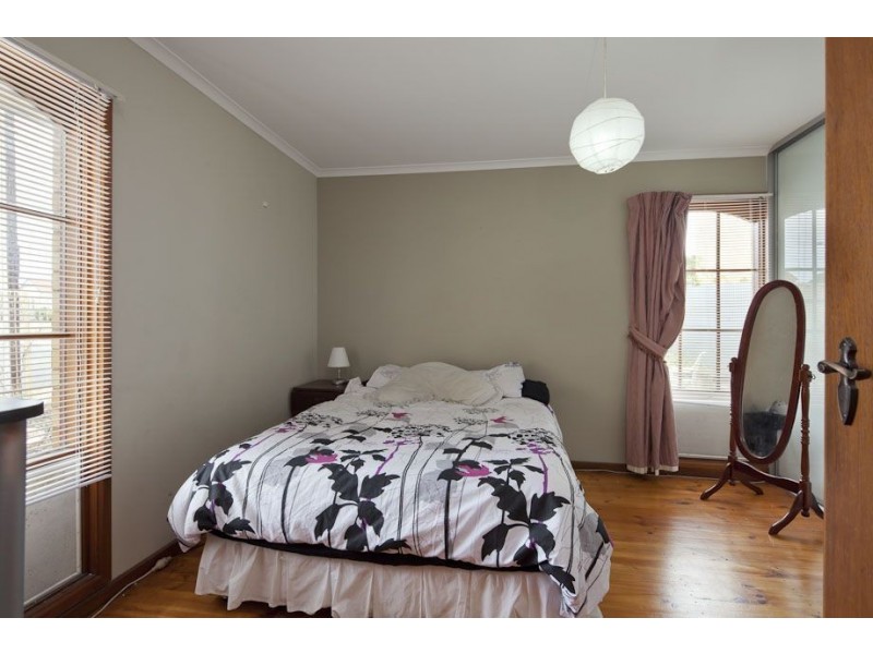 1/114 Military Road, Semaphore SA 5019