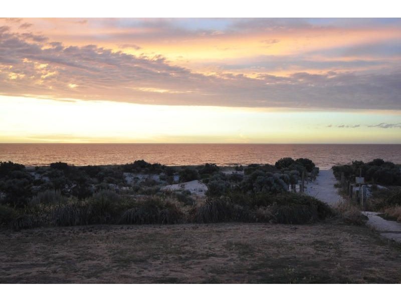 2 Cavendish Street, West Beach SA 5024