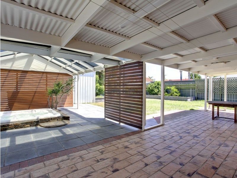 1 Abelia Avenue, Flinders Park SA 5025