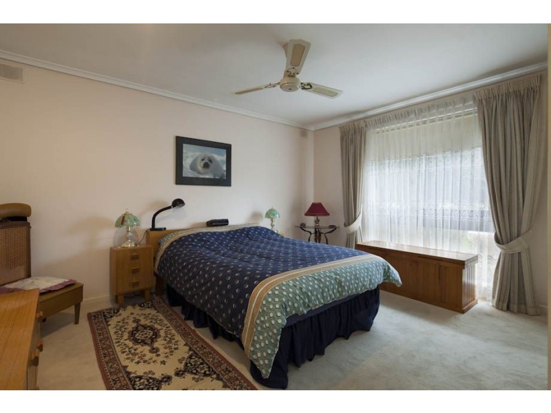 2 Flavel Place, Grange SA 5022