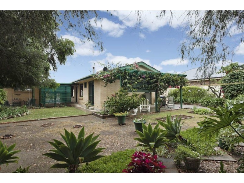 2 Flavel Place, Grange SA 5022