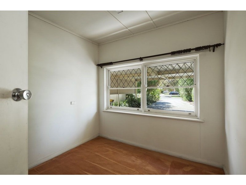 32 Chippendale Avenue, Fulham SA 5024