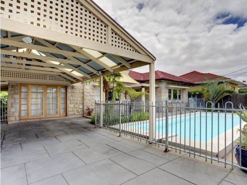3 Dudley Avenue, North Plympton SA 5037