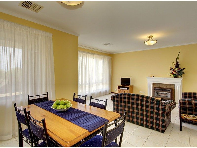 1/31 Esplanade, Henley Beach South SA 5022