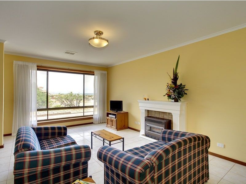 1/31 Esplanade, Henley Beach South SA 5022