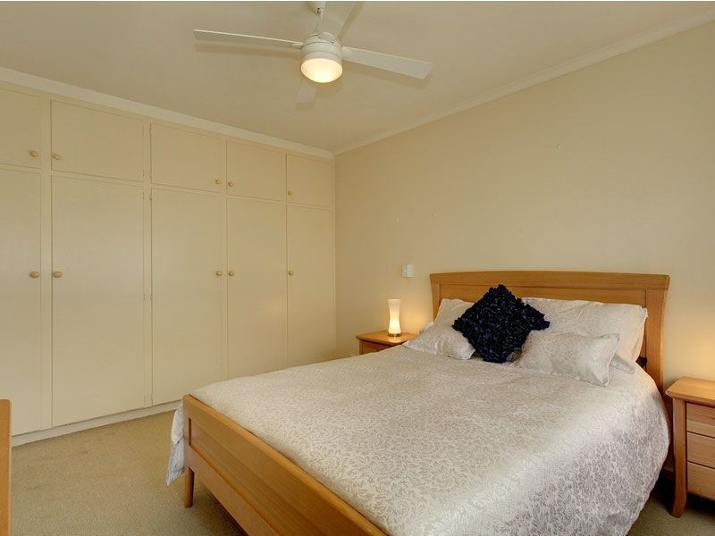 1/31 Esplanade, Henley Beach South SA 5022