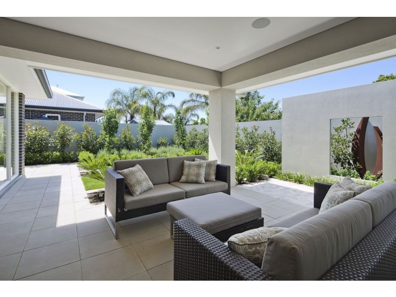 4 Paruna Road, Fulham Gardens SA 5024