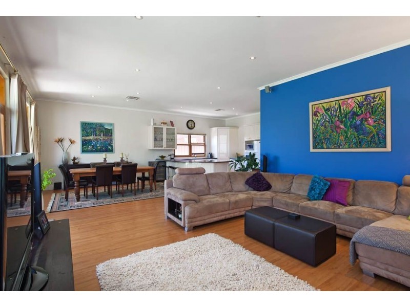 1 Stewart Avenue, Glenelg North SA 5045