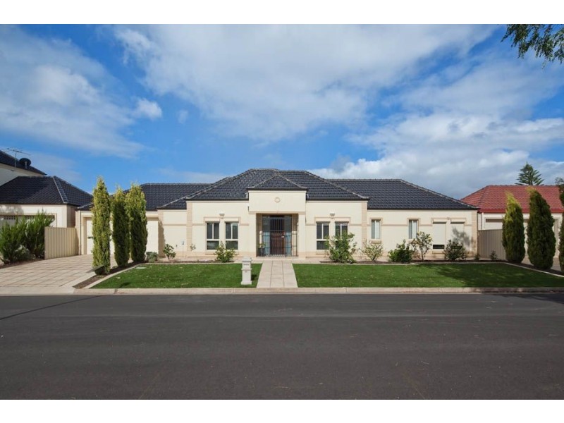 35 Chatswood Crescent, Kidman Park SA 5025