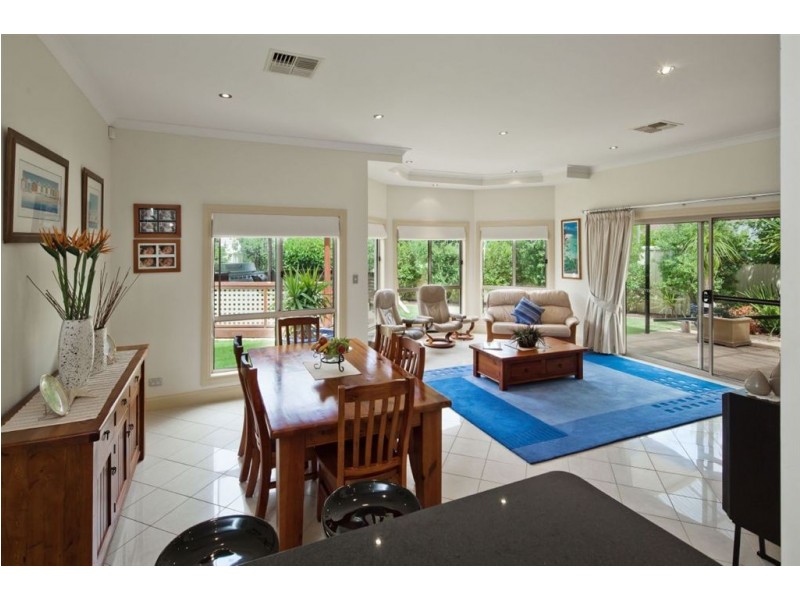 25A Newlands Drive, West Beach SA 5024