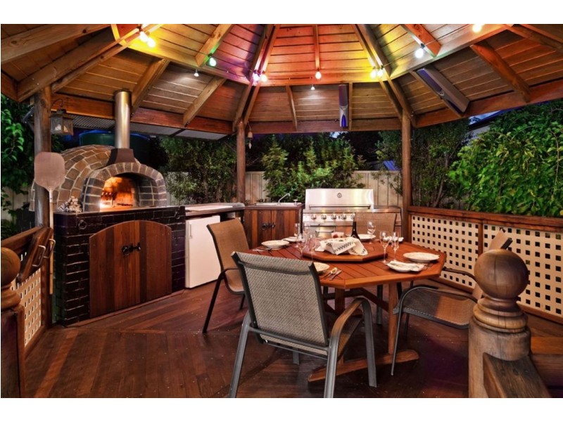 25A Newlands Drive, West Beach SA 5024