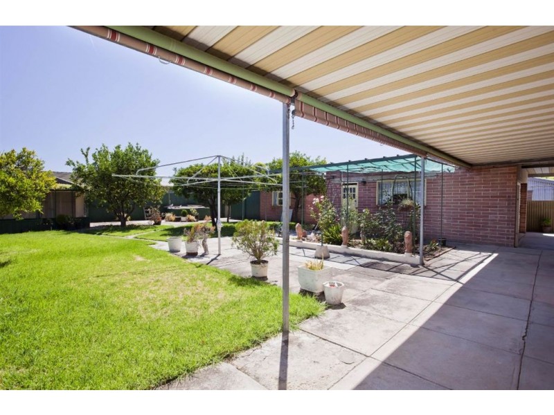 1 Peters Avenue, Fulham Gardens SA 5024