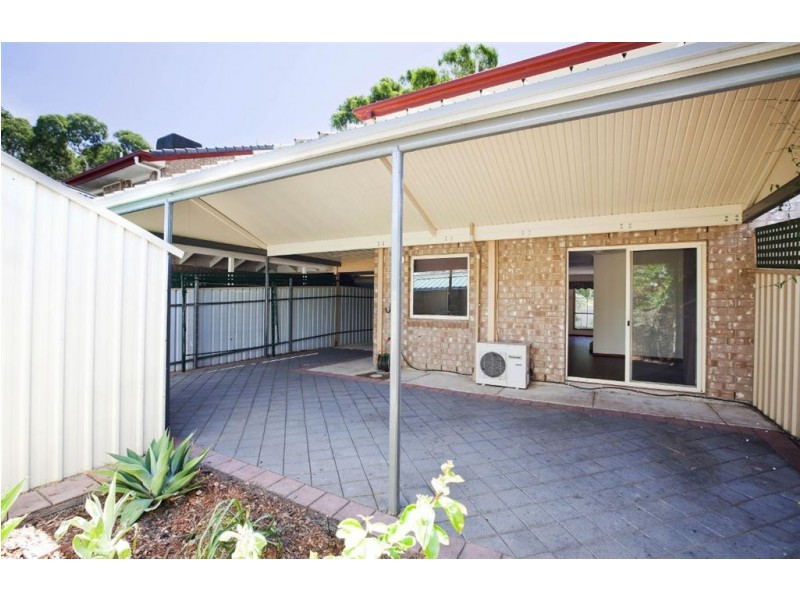 2/9 Yorktown Crescent, Henley Beach South SA 5022