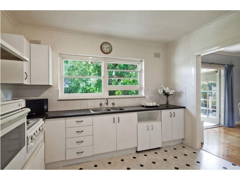 14 Sycamore Avenue, Novar Gardens SA 5040