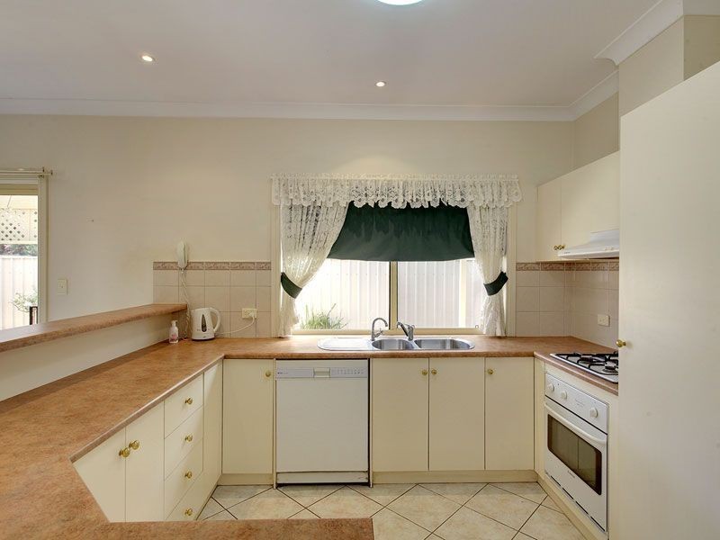 2B Olive Street, Seaton SA 5023