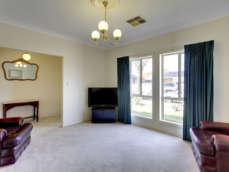 2B Olive Street, Seaton SA 5023