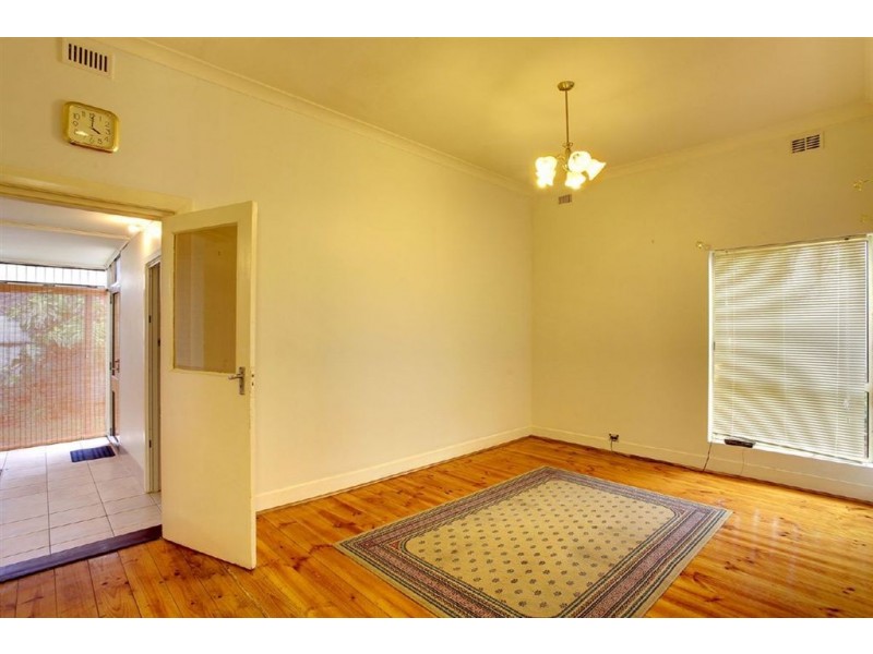 11 Hawkins Avenue, Flinders Park SA 5025