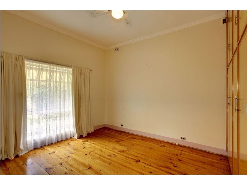 11 Hawkins Avenue, Flinders Park SA 5025