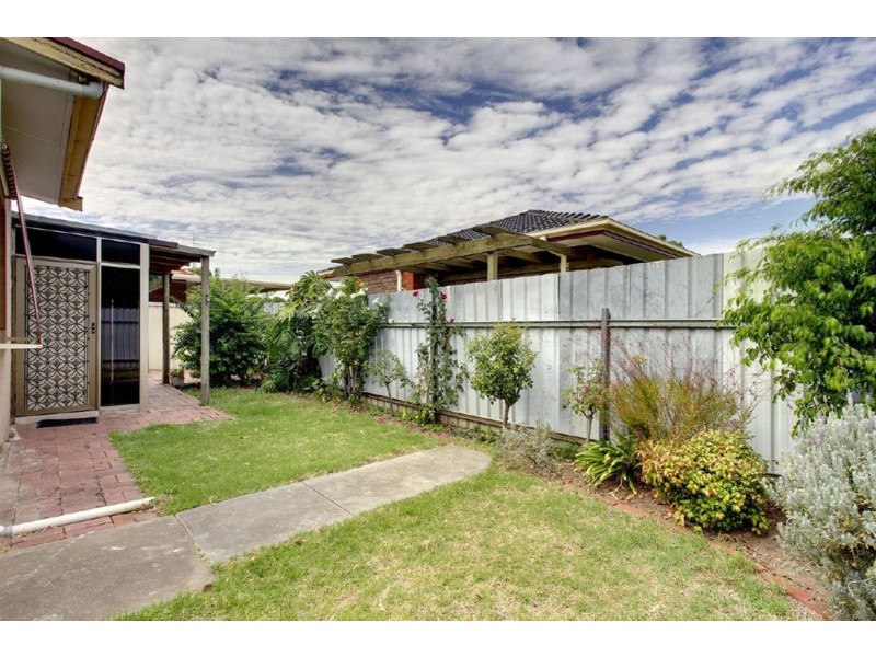 11 Hawkins Avenue, Flinders Park SA 5025