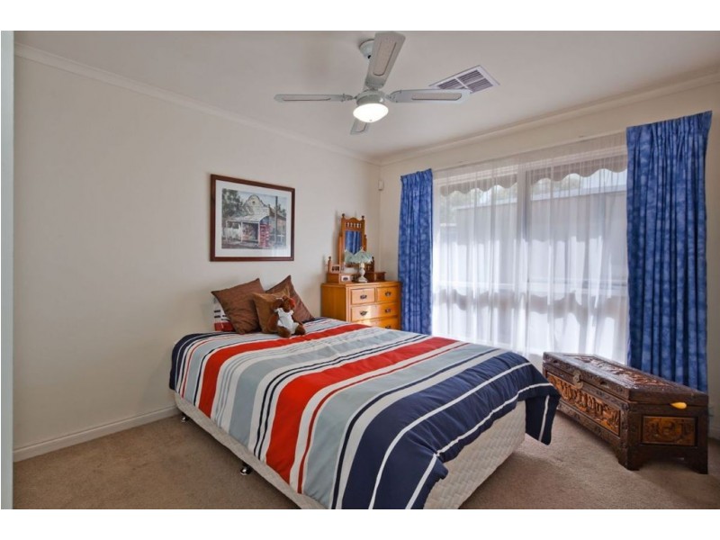 3 McDonald Grove, West Lakes SA 5021