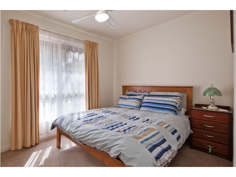 3 McDonald Grove, West Lakes SA 5021